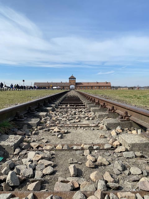 Kraków: Private Transport to the Auschwitz-Birkenau Museum - Customer Experience and Reviews