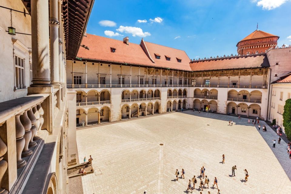 Krakow: Skip the Line Wawel Castle & Cathedral Private Tour - Practical Tips