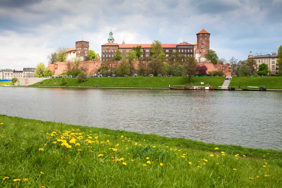 Krakow: Wawel Castle, Cathedral, Rynek Underground & Lunch - Customer Feedback and Ratings