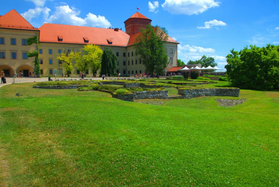 Krakow: Wawel Castle Guided Tour With Entry Tickets - Booking Process