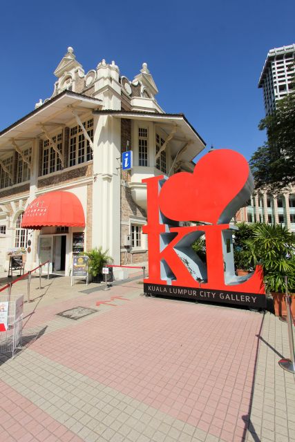 Kuala Lumpur: Half-Day Photo Tour With Petronas Twin Towers - Booking Details