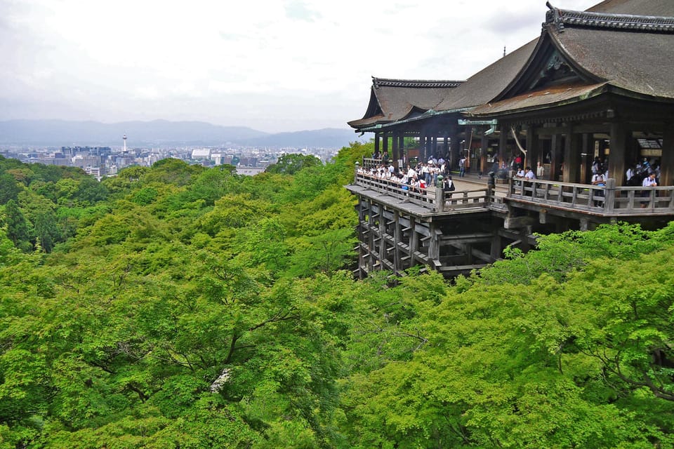 Kyoto Essential Spots Tour(Limited Time Discount!) - Nishiki Market Experience