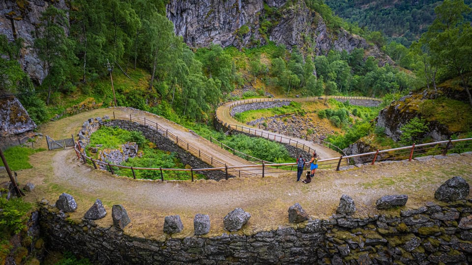 Lærdal: Guided Tour in Borgund Stave Church and Vindhella - Frequently Asked Questions