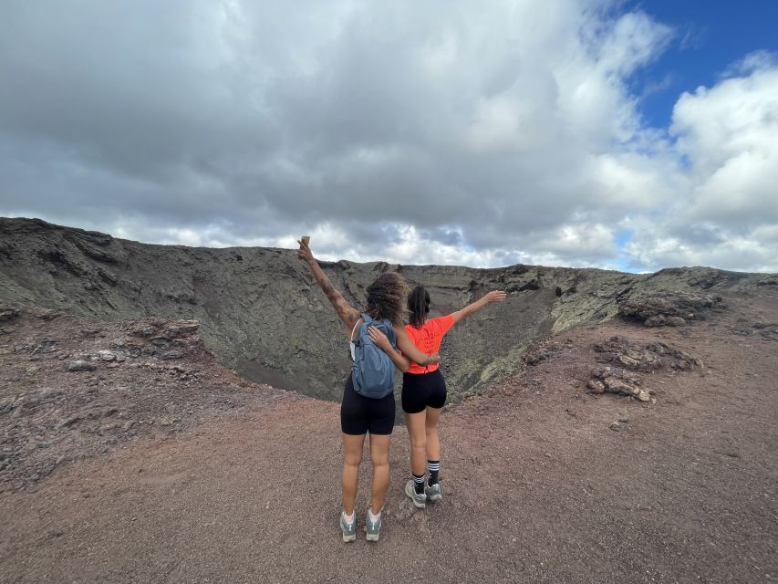 Lanzarote: Timanfaya National Park Trekking Tour - Included Activities and Amenities