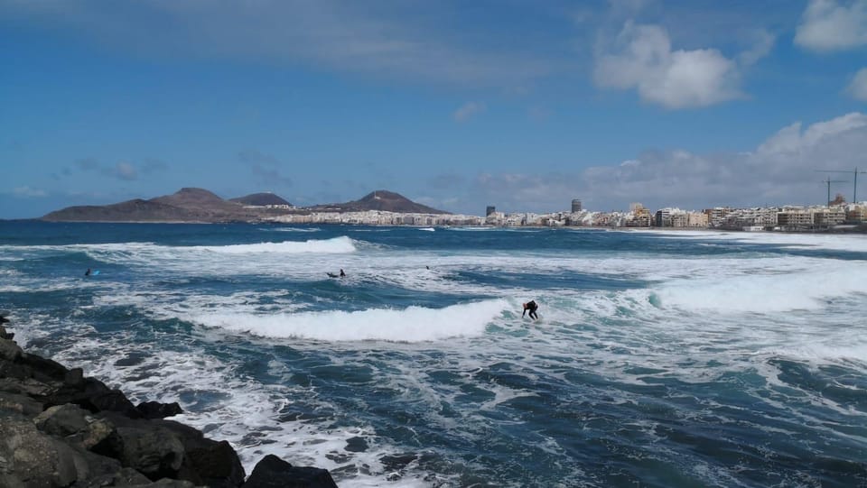 Las Palmas Exploring: Walking Guided City Adventure - Guided Experience