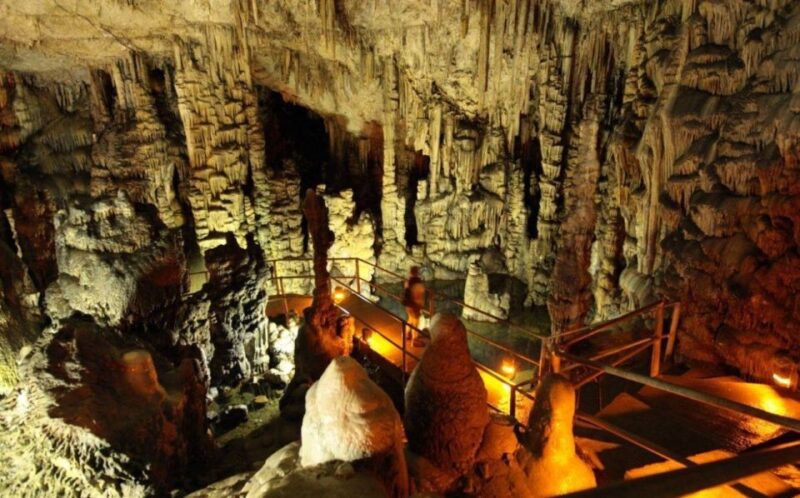LASSITHI PLATEAU ZEUS CAVE - Inclusions and Additional Information