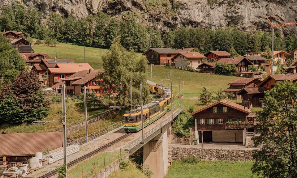 Lauterbrunnen: Professional Photoshoot at the Best Spots. - Pricing and Discounts