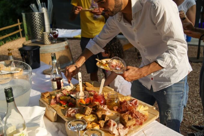 Lazise: Biodynamic Farm Tour and Natural Wine Tasting - Biodynamic Farming Methods