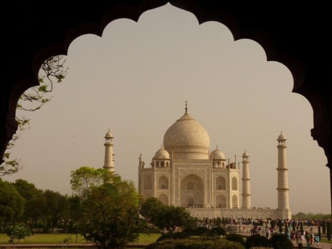 Local Agra Same Day Tour With Guide - Serenity at Mehtab Bagh