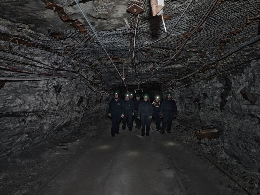 Longyearbyen: Historic Coal Mine Tour at Gruve 3 - Booking Information