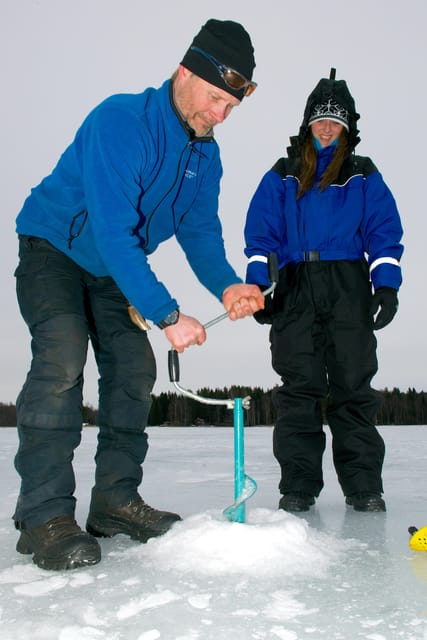 Luleå: Ice Fishing - 2h - Pickup and Drop-off Locations