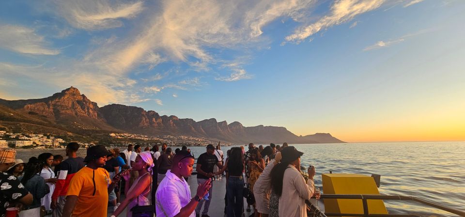 Luxury Boat Cruise From the V&A Waterfront - Pricing and Booking Options