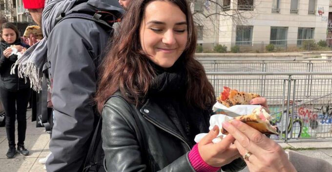 Lyon: Guided Food Tour With Tastings - Meeting the Guides