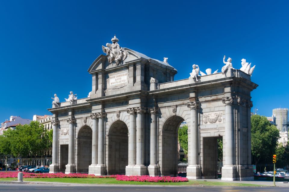 Madrid: 4-Hour Bus Tour With Royal Palace Admission - Starting Location and Duration