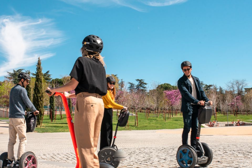 Madrid: City and El Retiro Segway Tour - Tour Duration and Group Size