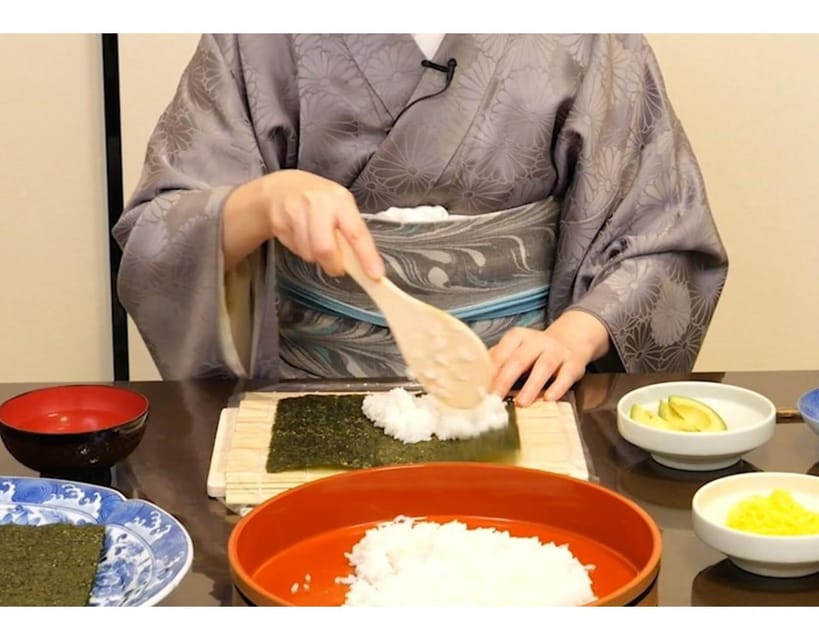 Making Hand-Rolled Sushi at Tokyo'S Koboji Temple - Seasonal Ingredient Variations