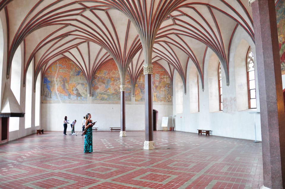 Malbork: Castle of the Teutonic Oder From Warsaw - Private - Participant Requirements