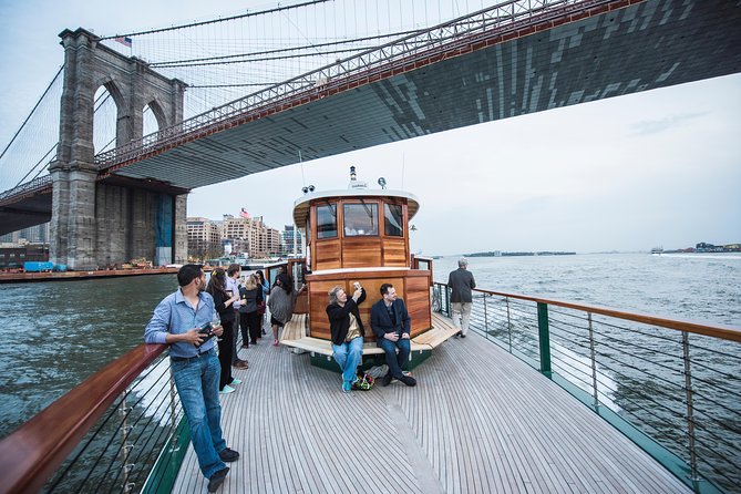 Manhattan Evening Jazz Cruise - Scenic Views Along the Route