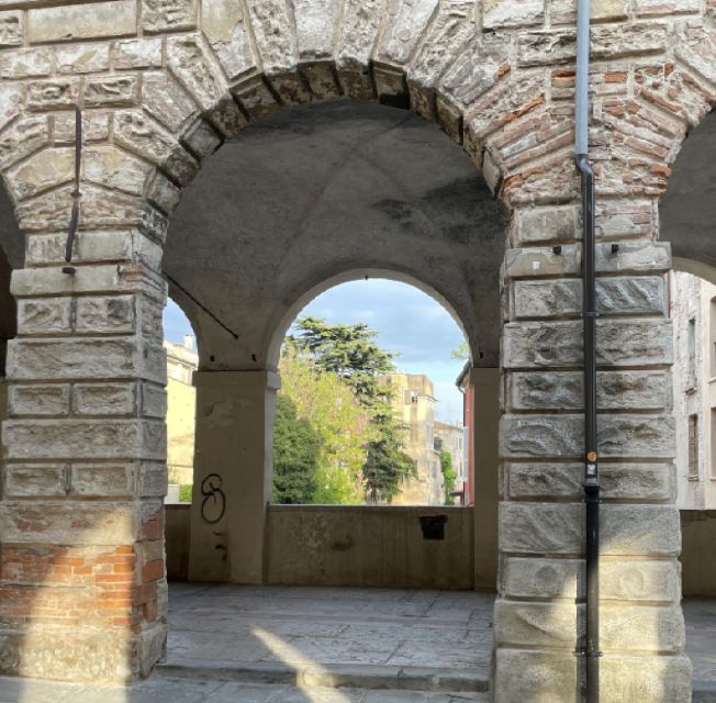 Mantua: Self-Guided Audio Tour to the City of Lakes - Booking and Cancellation Policy