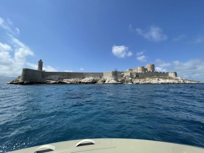 Marseille: Boat Tour With Stop on the Frioul Islands - Customer Feedback
