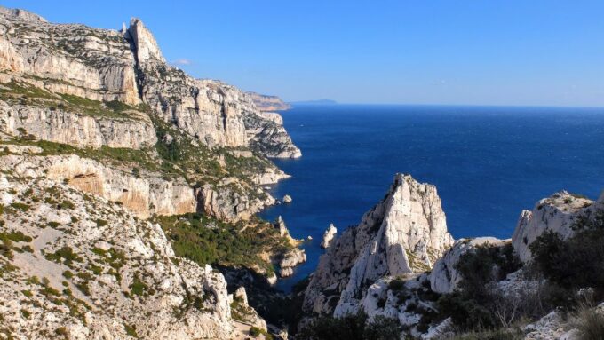 Marseille: Calanques National Park Guided Hike With Picnic - What to Bring