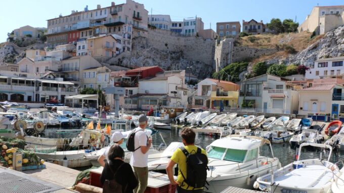 Marseille: Urban Hiking Tour With a Local Guide - Inclusions and Recommendations