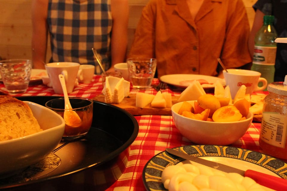 Matera: Mozzarella and Cheese Tasting With a Cheesemaker - Reviews and Ratings