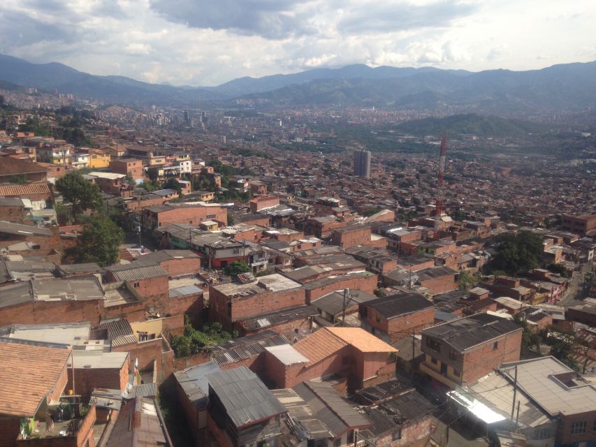 Medellin Metro: Private Tour - Customer Reviews and Ratings