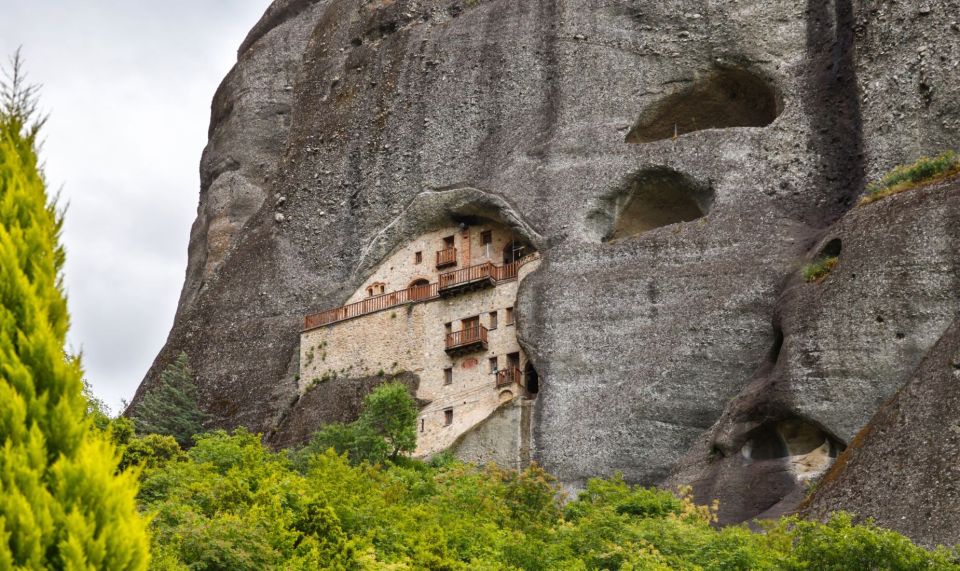 Meteora: Sunset Hike to Secret Caves - Safety and Accessibility Considerations