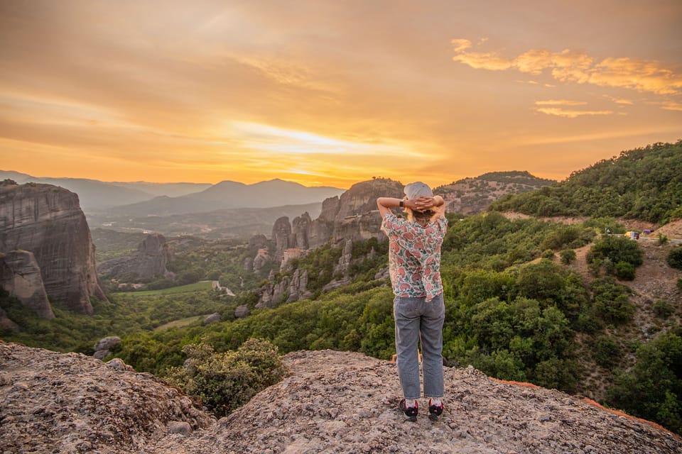 Meteora: Sunset Tour With Monastery & Hermit Cave - Sunset Viewing Experience