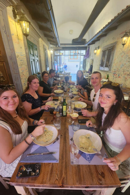 Milan: Pasta and Tiramisu Cooking Class With Wine - Dining Experience