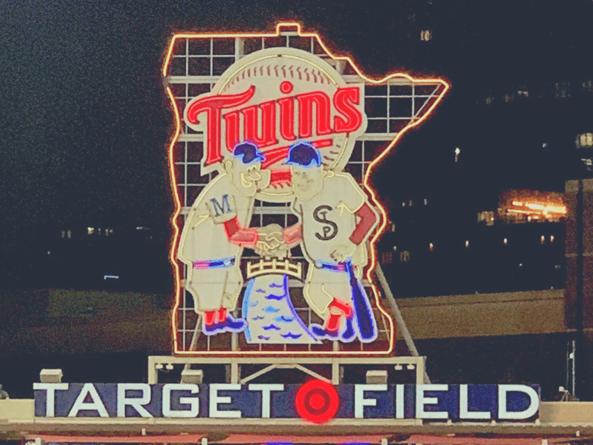 Minnesota Twins Baseball Game at Target Field - Customer Reviews and Ratings