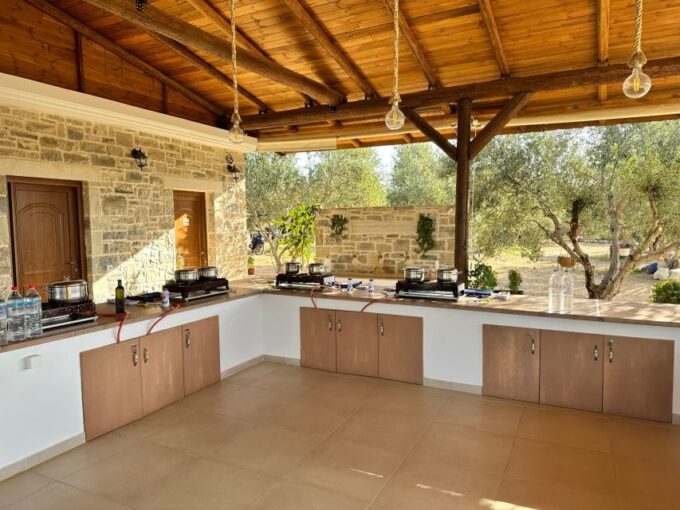 Moires: Cooking Class and Meal at a Family Olive Farm - Hosts and Atmosphere