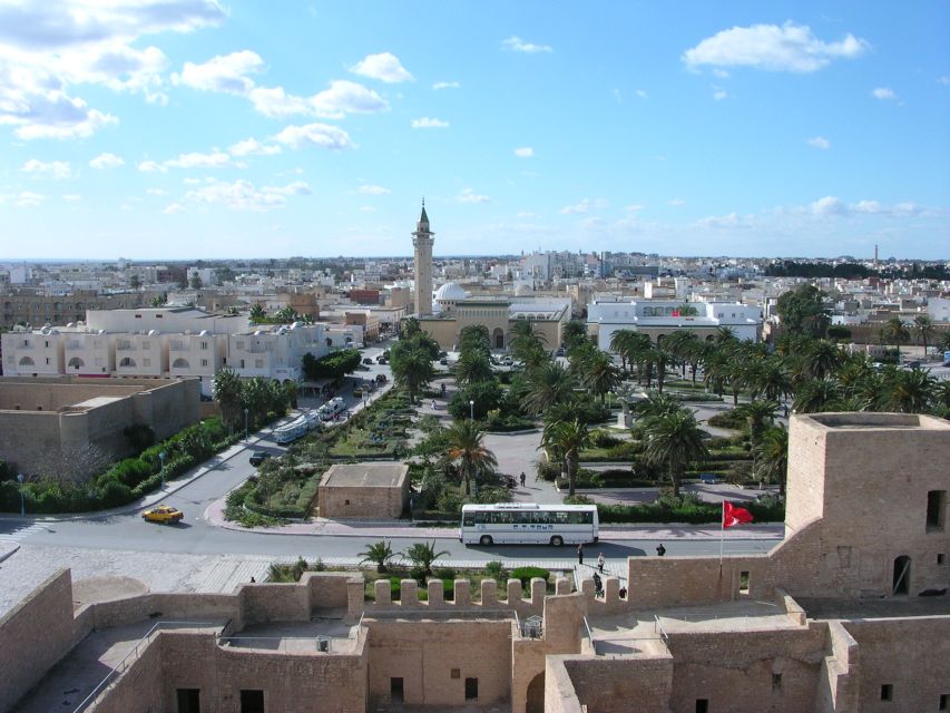 Monastir: Private Half-Day Excursion - Admiring the Bourguiba Mosque