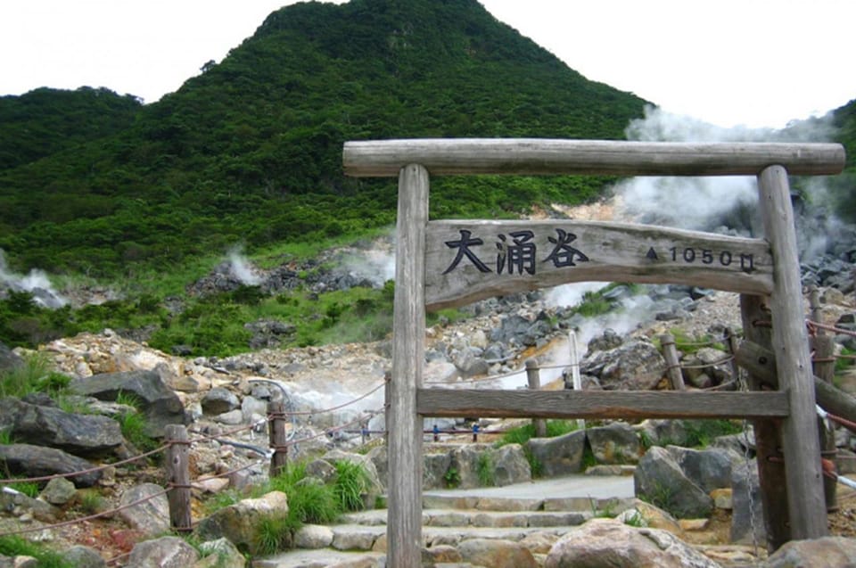 Mt.Fuji: Oshino Hakkai, Hakone, Owakudani Cable Car Day Trip - Scenic Attractions