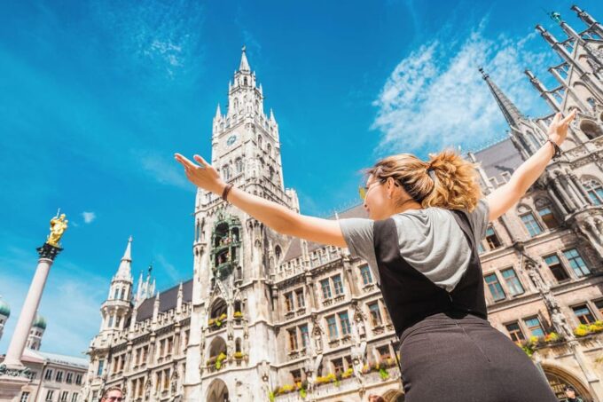 Munich History and Architecture In-App Audio Walk (ENG) - Navigating the Audio Tour