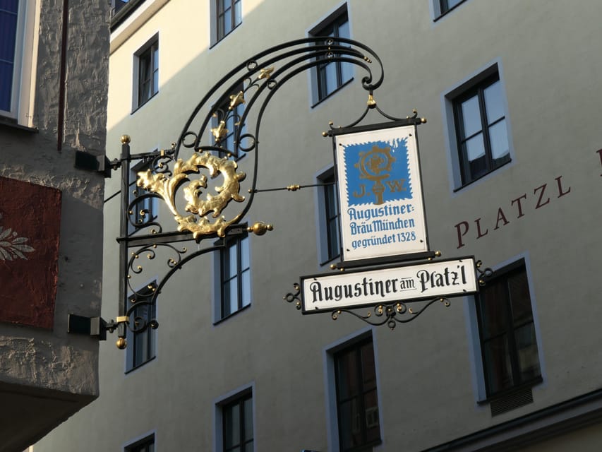 Munich: Walking Tour Highlights of the Old Town in English - Meeting Point and Duration