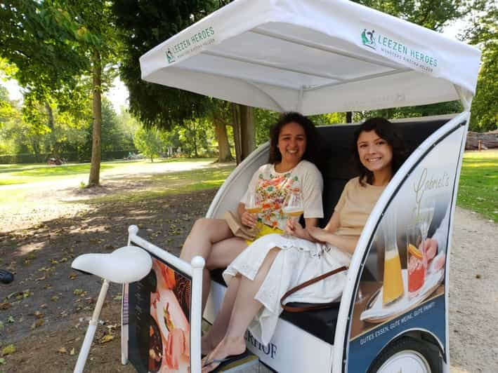 Münster: Beer Tasting Rickshaw Tour - Local Stories From the Driver