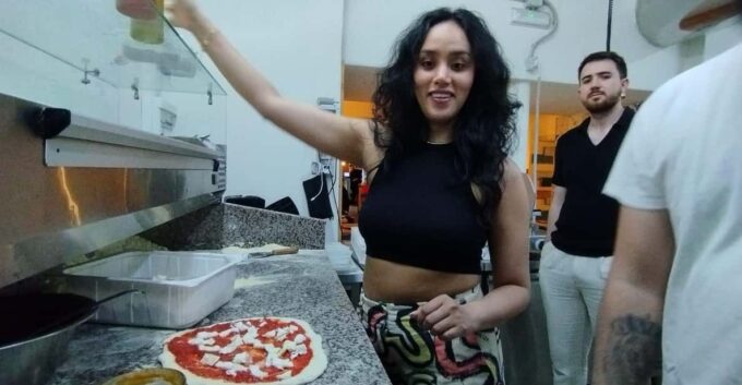 Naples: Pizza Making Class With Neapolitan Chef and Drink - Reservation and Cancellation