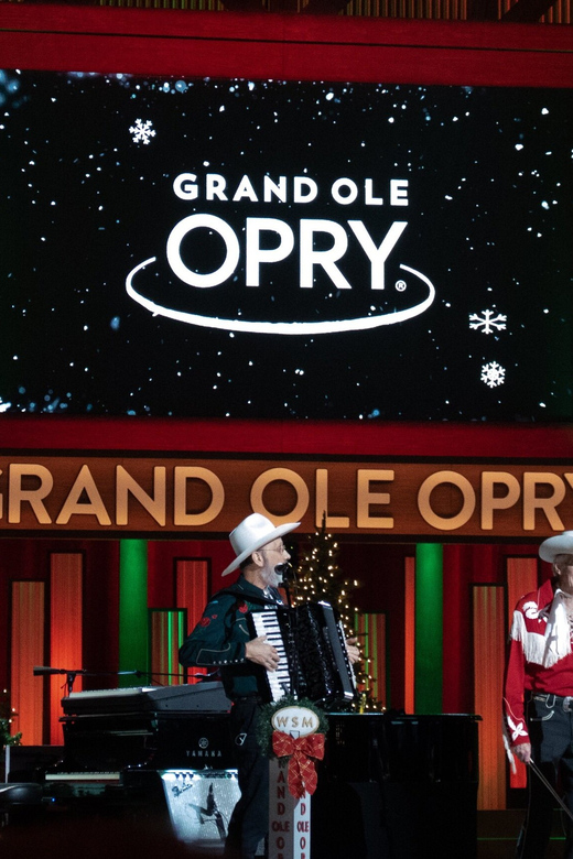 Nashville: Country Christmas Music Show at the Opry House - Directions to Opry House