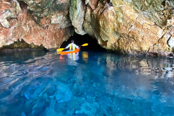 Naxos: Rhina Cave Sea Kayaking Tour - Traveler Experience and Feedback