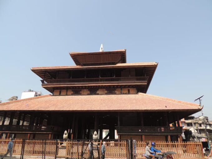 Nepal: Kathmandu UNESCO Heritage Tour by Male/Female Guides - Local Male/Female Guides