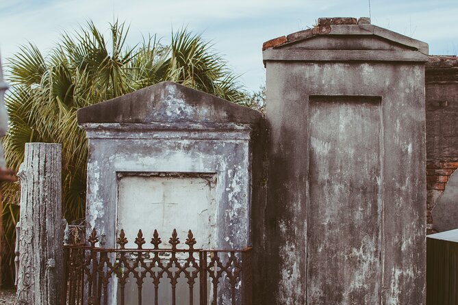 New Orleans Cemetery Tour - Educational Insights