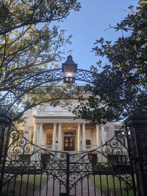 New Orleans: Secret Historical Garden District Audio Tour - New Orleans Opera Guild Home