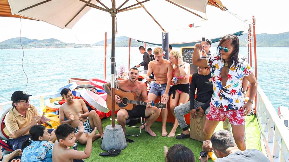 Nha Trang: Coral Reef Snorkeling and Floating Bar Party - Floating Bar Party Highlights