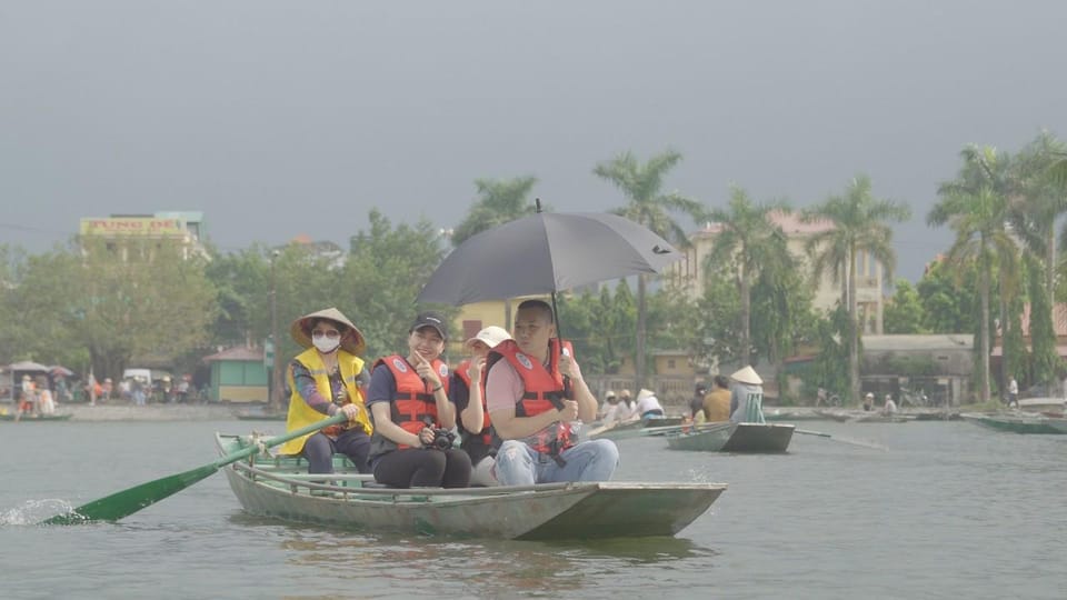 Ninh Binh Day Trip - Mua Cave - Tam Coc Boating - Hoa Lu - Exploring Historic Hoa Lu