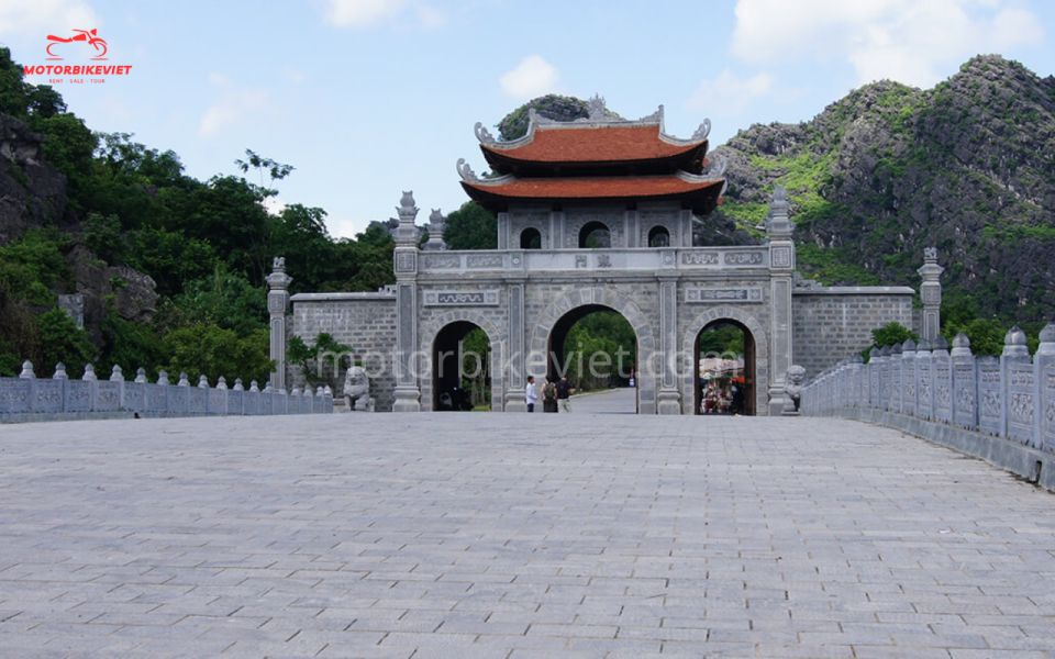 Ninh Binh Tour: Hoa Lu - Trang an 1 Day - Transportation Details