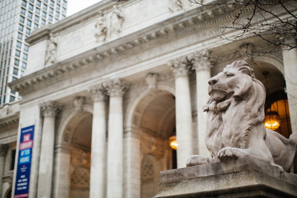 NYC: Midtown Manhattan Self-Guided Walking Tour - Admire the Plaza Hotel