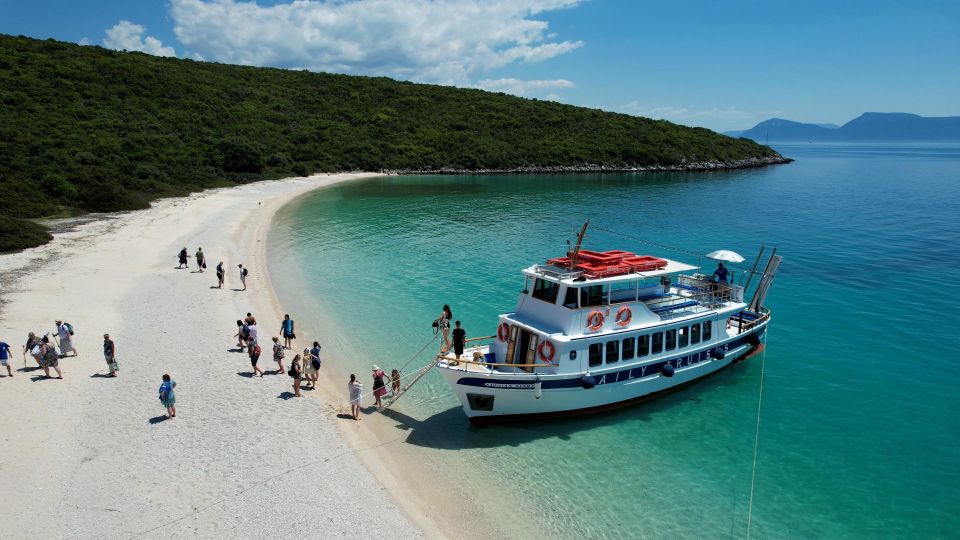 Nydri: Island Hopping Boat Cruise With Beach BBQ Lunch - Skorpios Island Guided Tour