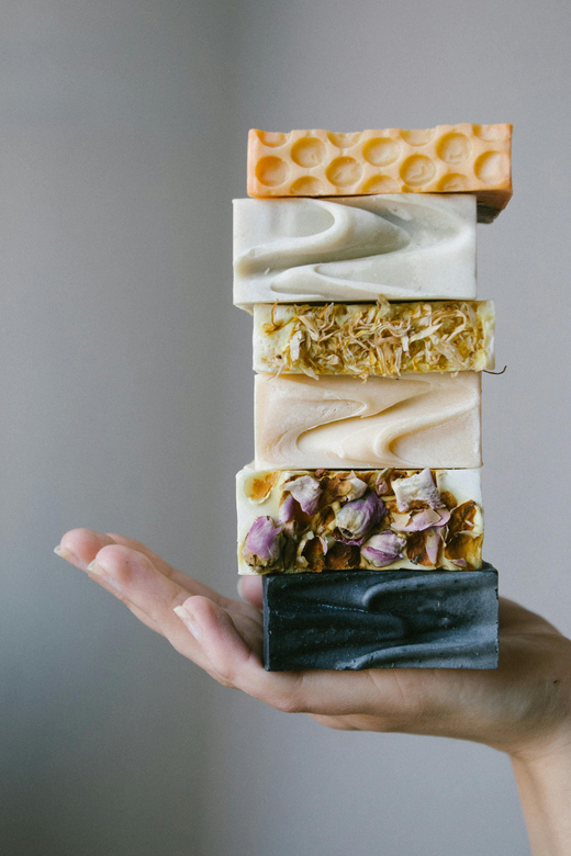 Paris: Botanical Handmade Soap Workshop (Melt and Pour Soap) - Creative Environment